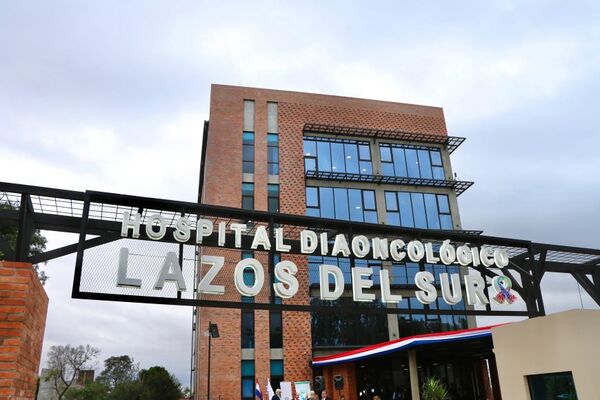 Con nuevas instalaciones, capacidad de atención del hospital de Encarnación aumentó un 40% - ADN Digital