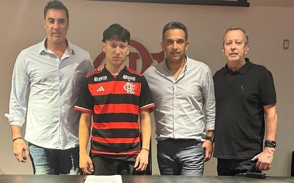 Versus / Flamengo presentó oficialmente a una de las "joyas" del fútbol paraguayo