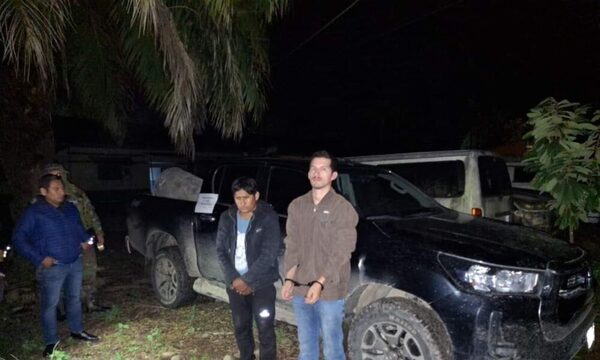 Ho`a paraguayo en manos de polis en Bolivia
