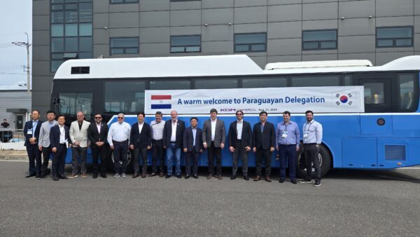 Delegación paraguaya en Corea verificó últimas tendencias en fabricación de vehículos eléctricos