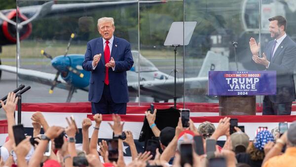 Trump anuncia una plataforma de criptomonedas frente a los "grandes bancos y élites"