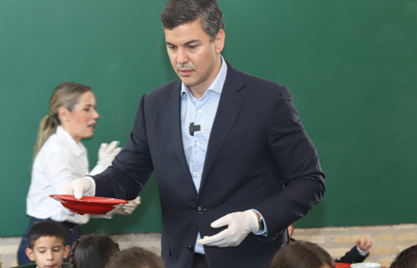 Programa Hambre Cero: Santiago Peña asegura que serán implacables con incumplimientos