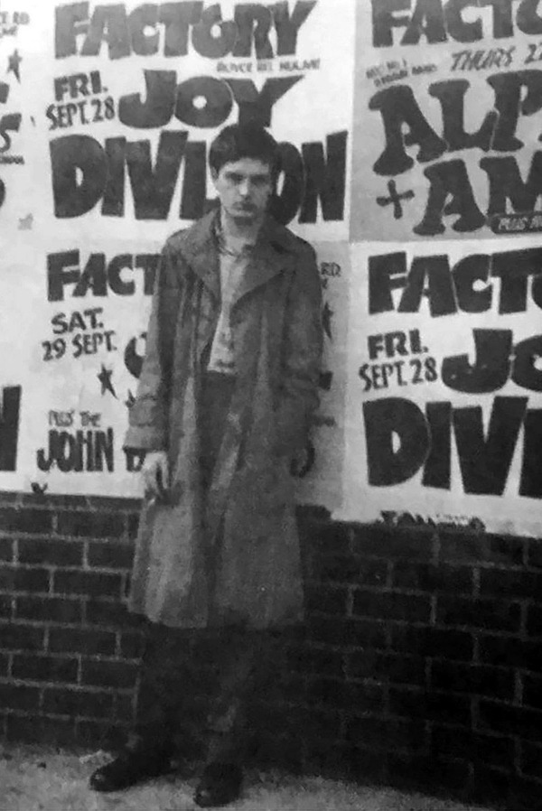 Guaranizando a Ian Curtis (Joy Division) - El Trueno