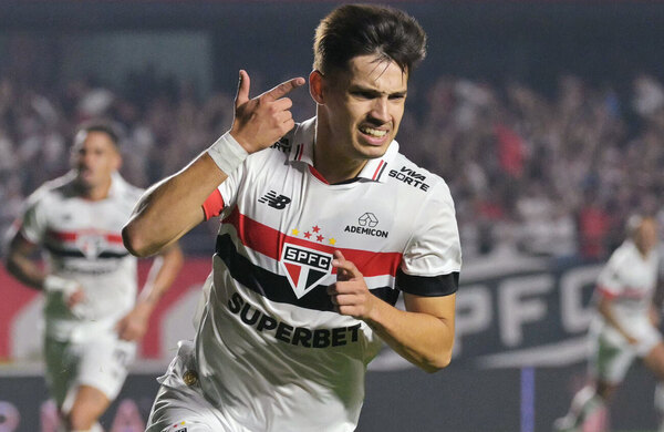 Versus / São Paulo derrota a Nacional con el gol de un azulgrana y Olimpia festeja