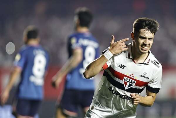São Paulo elimina a Nacional con gol de Bobadilla - Fútbol Internacional - ABC Color