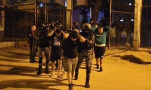 Trasladaron a 22 presos del PCC de alta peligrosidad al penal de Minga Guazú – Diario TNPRESS
