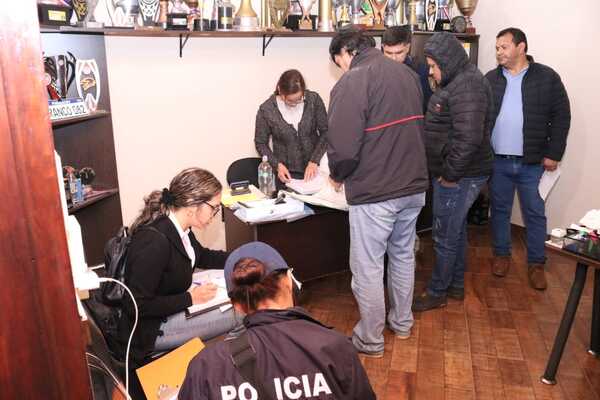 Desbaratan red que prostituía a mujeres paraguayas en Chile - trece