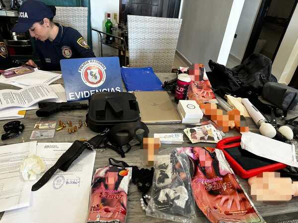 Dispositivos incautados de casa de Montanaro a partir del 30 de agosto