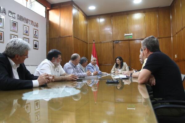 Trabajo conjunto entre el MOPC y sector privado potencia el desarrollo en el Chaco