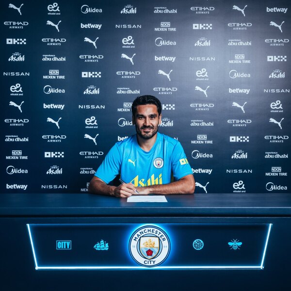 Versus / Gündogan regresa al Manchester City procedente del Barcelona