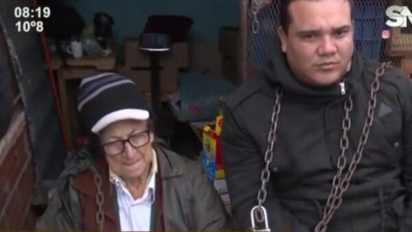 Mercado de Abasto: Permisionarios se encadenan - SNT
