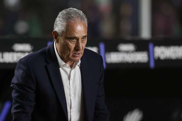 Flamengo informó que Tite sufrió una “fibrilación auricular” - Fútbol Internacional - ABC Color