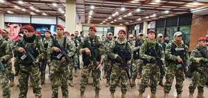 Alerta en aeropuerto: simulan secuestro de avión y toma de rehenes - ABC en el Este - ABC Color