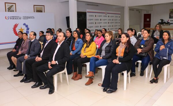 Plan Sumar: capacitan al personal de salud que prestará servicios en tratamiento de adicciones - .::Agencia IP::.