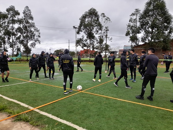 Guaraní de Fram se prepara para la segunda fecha del Torneo Nacional B
