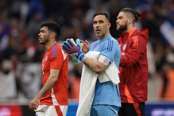 Versus / Chile prescinde de tres históricos para el retorno de las eliminatorias