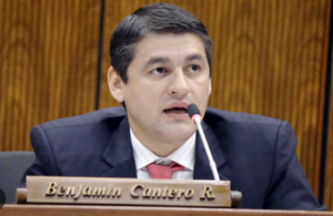 Diputado afirma que perdió contacto con su hermano y se deslinda de responsabilidades