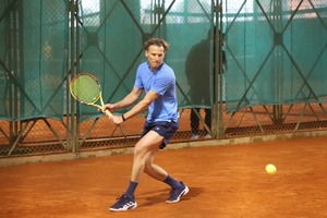 Diego Forlan es semifinalista en el CIT y Dani Vallejo en Portugal