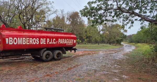 La Nación / En el Parque Cerro Corá celebran la llegada de intensas lluvias tras varios días de incendio