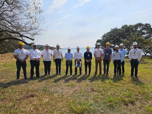 Proyecto de futura planta solar flotante de Itaipu atrae a empresas paraguayas y brasileñas