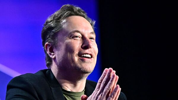 Académicos de la Royal Society británica piden expulsar a Elon Musk por su "mala conducta"