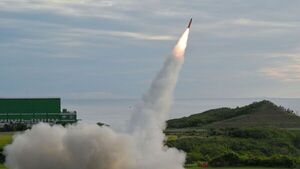 Taiwán prueba misiles antibuque durante unas maniobras militares en su costa este
