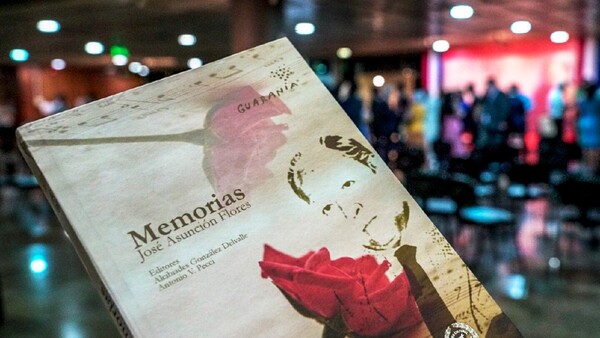 ÚH relanza libro Memorias de José Asunción Flores