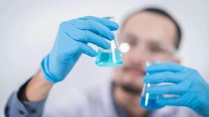 Fármaco contra el cáncer ayudaría a tratar el Alzheimer en fase inicial