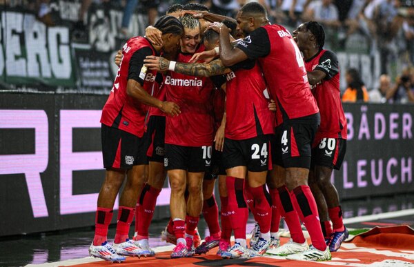 Versus / Bayer Leverkusen abre la temporada con agónico triunfo en el descuento