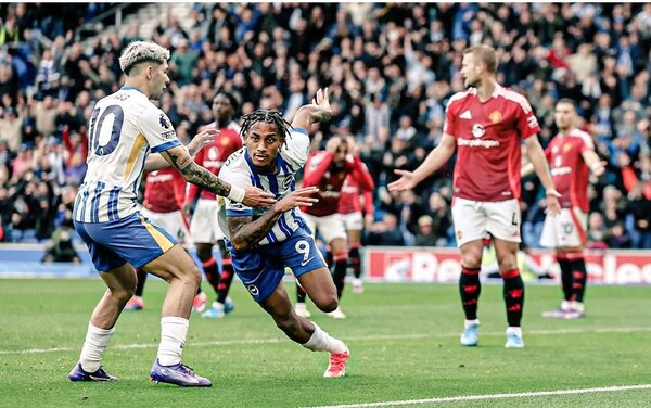 Versus / Julio Enciso volvió y el Brighton tumbó en un partidazo al United