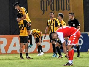 A qué hora juega Guaraní vs. General Caballero y dónde ver hoy en vivo - Fútbol - ABC Color