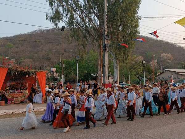 En Fuerte Olimpo vivencian nuestras tradiciones culturales - Noticias del Chaco - ABC Color