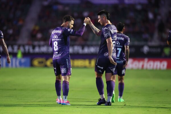 Versus / Josué Colmán anota un golazo en la goleada del Mazatlán
