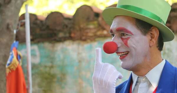 La Nación / “Mientras exista un niño, existirá la magia y el circo no morirá”