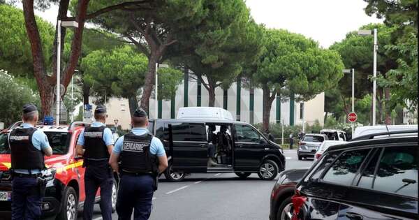 La Nación / Francia: atentado contra sinagoga deja un herido