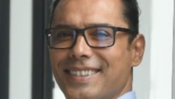 Empresario boliviano proyecta millonaria inversión en bioetanol