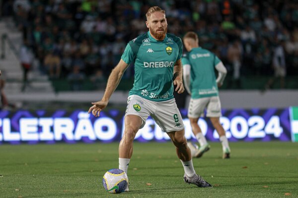 Versus / El Palmeiras de Gómez se repone con goleada sobre el Cuiabá de Pitta