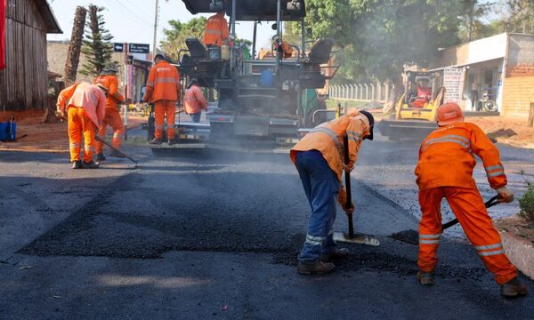 Verifican obras ejecutadas en Alto Paraná y Canindeyú