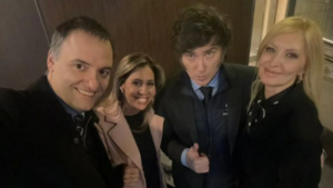 "Junto a mi novia, Yuyito González", dijo Milei y así oficializó su noviazgo