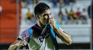 Versus / ¿Botafogo quiere llevarse a otro jugador de Libertad?