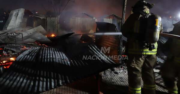 La Nación / Planifican refugio para unas 40 familias afectadas por incendio
