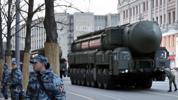 Rusia lanzó este lunes contra Ucrania más de un centenar de misiles, según Zelenski