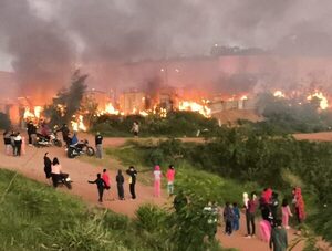 Madre afectada por incendio en Ricardo Brugada: ‘El Gobierno no cumple sus promesas’ · Radio Monumental 1080 AM