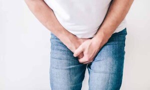 Intentó defender a su mamá, pero su hermano lo apuñaló en los testículos – Prensa 5