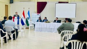Ministro Alberto Martínez Simón disertó sobre Nulidad en Boquerón
