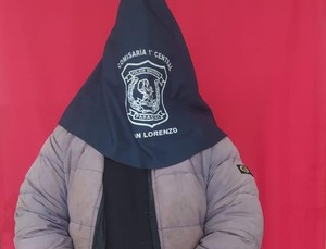 Dos detenidos, un aprehendido y recuperan un automóvil hurtado el fin de semana - San Lorenzo Hoy
