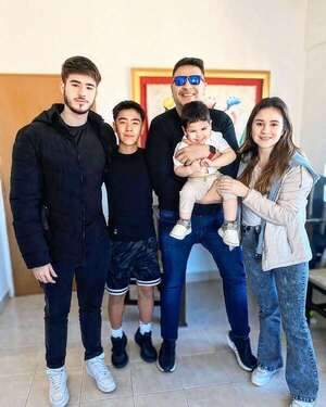 Roberto Pérez celebró el segundo cumpleaños de su cuarto hijo - Gente - ABC Color