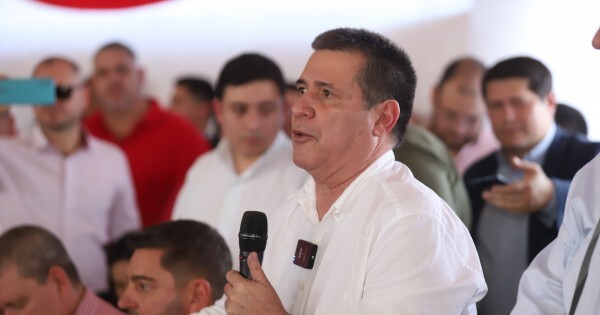 Los convencionales de Alto Paraná acusan al cartismo de dejarlos plantados y ya miran a Abdo y Prieto