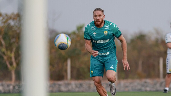 Isidro Pitta: "Siempre pongo ganas en cada partido"
