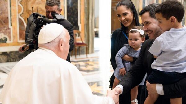 El papa Francisco bendijo a la familia del diputado Raúl Latorre